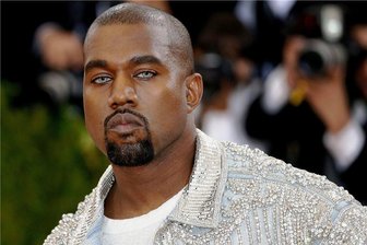 Kirche des Ye - das Erfolgsgeheimnis des Kanye West - Kanye West 2015 bei der Abschlussveranstaltung der 13. Panamerikanischen Spiele in Toronto.