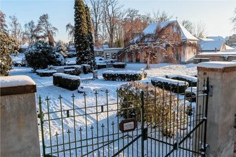 Kirche kümmert sich um Friedhof in Wechselburg - nun gibt es einen Zuschuss vom Ort - Für die Bewirtschaftung des Friedhofs in Wechselburg erhält die Kirchgemeinde künftig 5000 Euro pro Jahr.