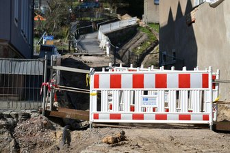 Kirchgasse in Lunzenau bleibt länger gesperrt - Die Kirchgasse in Lunzenau ist wegen Bauarbeiten gesperrt.