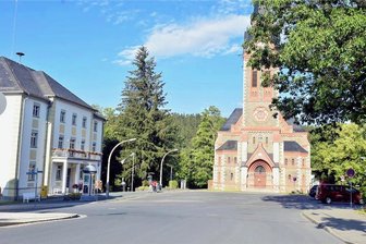 Kirchplatz Bad Elster: Baubeginn im September - Der Auftrag für die Gestaltung des Kirchplatzes in Bad Elster ist vergeben.