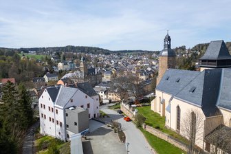 Kirmes in Geyer: Gäste erwartet Trubel auf den Terrassen am Lotterhof - In Geyer wird am Wochenende zur Kirmes an den Lotterhof eingeladen.