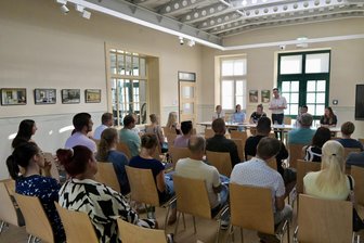 Kita-Schließung in Wilkau-Haßlau: So geht es jetzt weiter - Elternabend zur geplanten Schließung der Kindertagesstätte „Zwergenland“ in Wilkau-Haßlau.