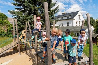 Kitagebühren bleiben in Drebach konstant - In Grießbach ist die Kita "Getzenknirpse". Wie in den anderen Drebacher Ortsteilen auch steigen die Elternbeiträge dort nicht.