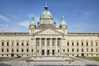 Klage zur Ortsumfahrung Flöha: Wie entscheidet das Bundesverwaltungsgericht? - Das Bundesverwaltungsgericht in Leipzig hat eine Entscheidung zur Ortsumfahrung Flöha angekündigt.