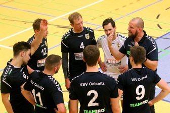 Klare Sache für den VSV - Ohne große Mühe setzte sich der VSV Oelsnitz mit 3:0 beim SVC Nordhausen durch. Lohn dafür ist der 2. Platz in der Regionalliga-Tabelle. 