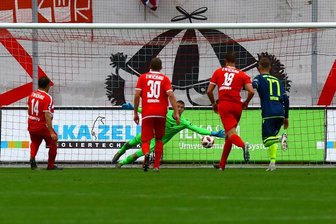 Klassenerhalt gesichert: FSV Zwickau mit Torfestival gegen 1860 München -