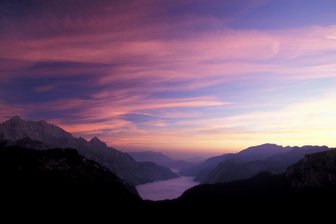 Klassik-Event Alpensinfonie im Vogtland: Große Musik verschmelzt mit traumhaften Bildern - Bilder aus den Berchtesgadener Alpen und die Musik der Alpensinfonie werden den Klassikabend in Bad Elster in ein außergewöhnliches Tongemälde verwandeln.