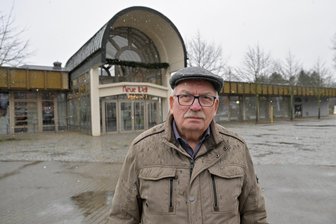 Klassische Konzerte in der Zwickauer „Neuen Welt“ gerettet: Dieser Stammgast freut sich besonders darüber - Die Konzerte der Clara-Schumann-Philharmoniker in der „Neuen Welt“ sind gerettet. Das Theater bangt aber weiter um seine Existenz. Dieter Blankenburg ruft dazu auf, die Petition zu unterschreiben.