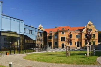 Klavierwettbewerb im Robert-Schumann-Konservatorium Zwickau - Am Robert-Schumann-Konservatorium findet der KON-Klavierwettbewerb statt.