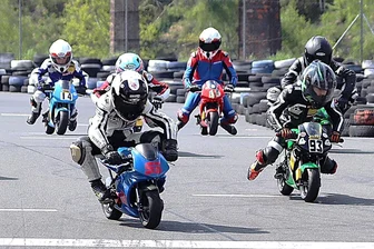 „Klein-Monaco“ feiert: Freiberger Kartsportler freuen sich auf Jubiläum - Auch Pocketbike-Rennen gehen auf dem Freiberger Saxoniaring im Gewerbegebiet Muldenhütten regelmäßig über die Bühne.