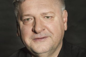 Kleine Feier zum Abschied: Intendant lädt Freunde ein - Roland May - Scheidender Generalintendant