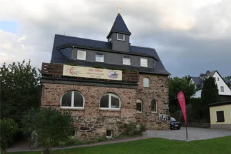 Kleine Kapelle im Erzgebirge feiert 100-jähriges Bestehen: Warum Antonsthal wie ein Magnet wirkt - Die methodistische Kapelle Antonsthal.