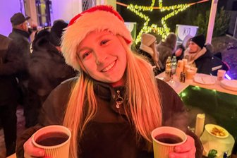 Kleiner Markt – große Resonanz: Weihnachtszauber an der Kleinrückerswalder Straße - 