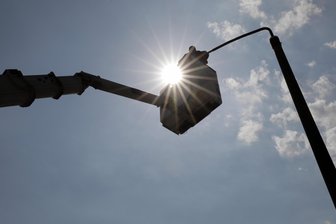 Klimaschutz im Alltag: Jeder Mittelsachse muss etwas tun - Immer mehr Städte und Gemeinden setzen auf LED-Leuchten (Symbolfoto). Auch im eigenen Haus kann man damit sparen und für den Klimaschutz etwas machen.