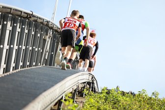 Klingenthal lädt zum Finale der K3-Berglaufchallenge - Der Ste(e)p-Up-Treppenlauf bildet den Höhepunkt der K3-Wettbewerbsserie.