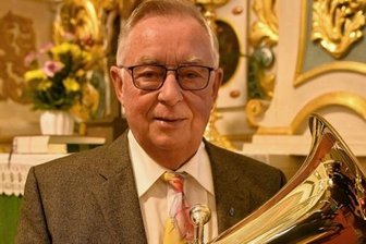 Klingenthaler Posaunenchor gibt es seit 70 Jahren - Eberhard Brunner (82), das einzige noch aktive Gründungsmitglied.