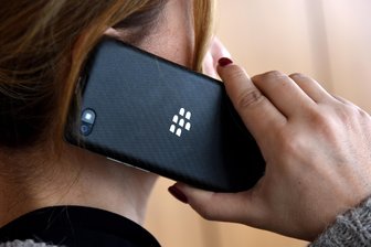Kliniken bieten über Ostern Corona-Hotline an -