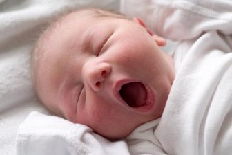 Kliniken im Westerzgebirge melden 860 Geburten - 2021 sind im Krankenhaus auf dem Zeller Berg in Aue insgesamt 586 Kinder zur Welt gekommen, etwas mehr als im Vorjahr. In den Kliniken Erlabrunn erblickten 277 Babys das Licht der Welt.