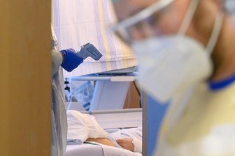 Klinikum Chemnitz führt neben Covid-19-Therapie nur noch Not- und dringende Operationen durch - 