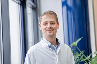 Klinikum in Zschopau: Demenz ist Thema bei Angehörigennachmittag - Chefarzt Dr. med. Axel Bauer ist Referent zum Thema „Demenz“.