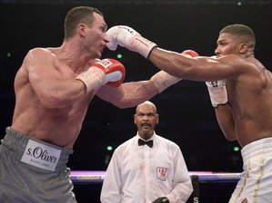 Klitschko verliert nach technischem K.o. gegen Joshua - Wladimir Klitschko verliert nach technischem K.o in der elften Runde.