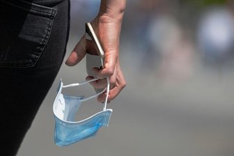 Knackpunkt Inzidenzwert: Welche Corona-Strategie sich Sachsens Kommunen wünschen - Wo wird die Maske im Herbst noch gebraucht? Sachsens Landesregierung will nächste Woche einen Plan vorlegen, der diese und andere Fragen beantwortet.