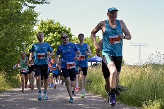 Knapp 100 Teilnehmer trotzen der Hitze beim 16. Oelsnitzer Lauftag - Knapp 100 Teilnehmer waren beim 16. Oelsnitzer Lauftag am Start.