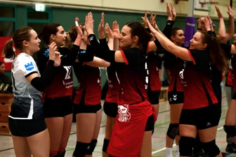 Knapper ging es nicht: Wildcats gehen in der Volleyball-Sachsenliga voll an ihre Grenzen - Abhaken und weitermachen: Die Wildcats haben in Görlitz alles rausgeholt. So soll es in der Rückrunde weitergehen.