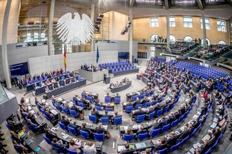 Koalition setzt Wahlrechtsreform durch -