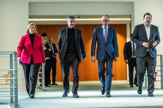Koalition vor wegweisenden Wochen - AfD im Aufwind - Hält die schwarz-rote Koalition?