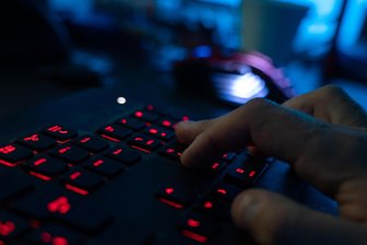 Körperverletzung, Betrug, Diebstahl: Was diese Woche am Amtsgericht Freiberg verhandelt wird - Ein Fall von Betrug im Online-Handel ist diese Woche Thema am Amtsgericht Freiberg.