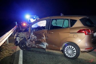 Kollision auf B95: Drei Verletzte - 