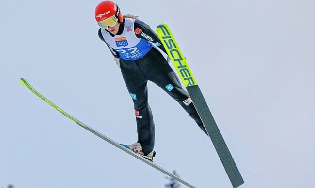 Kombiniererin kommt in WM-Form - Jenny Nowak, hier beim Weltcup-Auftakt im norwegischen Lillehammer, setzte am vergangenen Wochenende in Estland mit ihrem vierten Platz ein weiteres Achtungszeichen. Die nächsten Höhepunkte für die 20-jährige Kombiniererin können kommen.