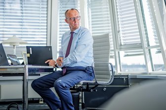 Kommentar: Friedrich Merz hat die CDU in ein Dilemma geführt - Der CDU-Bundesvorsitzende Friedrich Merz sieht Koalitionen mit dem BSW in den Ländern sehr skeptisch.Dort kommt sein Zwischenruf nicht gut an.