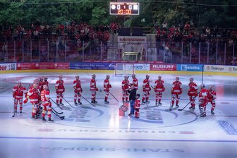 Kommentar zu den Eispiraten Crimmitschau: Bei Fehlstart droht gefährlicher Abwärtsstrudel - Für die Eispiraten Crimmitschau beginnt die neue Saison am Freitag mit einem Heimspiel gegen Krefeld.