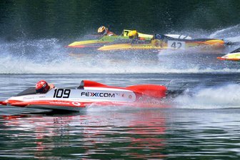Kommentar zu Motorbooten auf der Talsperre Kriebstein: Die Zukunft sieht anders aus - Nervenkitzel in Kriebstein: Ein Bild aus dem Rennen der Klasse O-350 zur Motorboot-WM 2013.