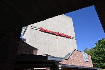 Kommentar zu Schauspielhaus Chemnitz: Zwischen Herz und Verstand - Das Schauspielhaus an der Zieschestraße steht leer und verfällt zusehends.