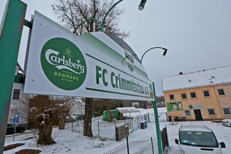 Kommentar zu Sport-Millionen: Crimmitschau braucht moderne Sportstätten – nicht irgendwann, sondern jetzt - Das alte Vereinsgebäude des FC Crimmitschau in Frankenhausen soll einem Neubau weichen.