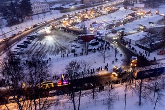 Kommentar zum Aus der Lichterfahrt Erzgebirge: Zu laut ist nur das Wiehern des Amtsschimmels - Vom Annaberger Kätplatz startete die Lichterfahrt Erzgebirge. Nun soll es dort nur ein Lichterfest geben.