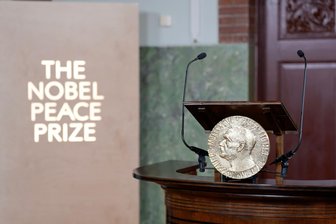 Kommentar zum Friedensnobelpreis: Warum Donald Trump leer ausgeht - Von dieser Tribüne im Nobelinstitut in Oslo aus wird der Gewinner des Friedensnobelpreises bekanntgegeben.