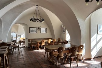 Kommentar zum neuen Schlossrestaurant in Lichtenwalde: Jetzt sind die Gäste gefragt - Die Gasträume im Schloss Lichtenwalde werden umgestaltet: Ein neuer Pächter ist gefunden.