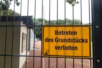 Kommentar zum Sportplatzstreit in Chemnitz: Böses Foul aus politischen Gründen - Betreten verboten: Das gilt für Germania Chemnitz seit einigen Tagen auf dem Sportplatz an der Markersdorfer Straße.