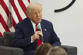 Kommentar zum Ukraine-Politik des US-Präsidenten: Donald Trumps großer Irrtum - US-Präsident Donald Trumpf hat einen 30-tägigen Waffenstillstand in der Ukraine vorgeschlagen. Ob der Kreml mitmacht, ist unklar.