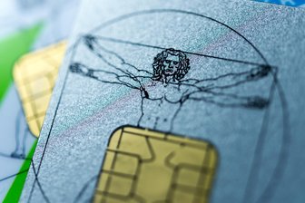 Kommentar zur Erhöhung der Krankenkassen-Beiträge: Die Probleme löst das nicht - Keine Arztbehandlung ohne Karte.
