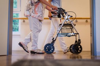 Kommentar zur Impfpflicht im Gesundheitswesen: Politischer Sprengstoff -