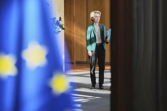 Kommentar zur neuen EU-Verteidigungsstrategie: Es fehlt am nötigen Ehrgeiz - Die Brüsseler Behörde von EU-Kommissionspräsidentin Ursula von der Leyen hat einen neue Verteidigungsstrategie vorgestellt.