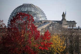Kommentar zur Neuwahl des Bundestages: Im Parlament gibt es noch viel zu tun - Was geht im Bundestag noch bei Gesetzen vor der Neuwahl im Februar 2025?