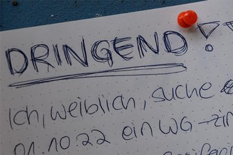 Kommentar zur Studie zu Mietpreisen für WG-Zimmer: Bauen, bauen bauen - WG-Zimmer gesucht: Im bunsweitem Durchschnitt zahlt man 489 Euro für ein WG-Zimmer. Sachsen liegt weit darunter.