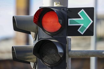 Kommentar zur Wählerumfrage: Eine Zeitgeistwende - Die Roten sind an den Grünen vorbeigezogen. Laut einer aktuellen Insa-Umfrage würden 11 Prozent der Wähler für die Linke und 10 Prozent für die Grünen stimmen.