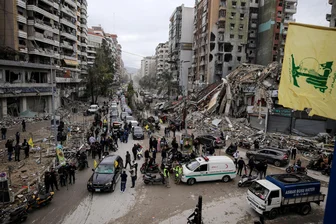 Kommentar zur Waffenruhe im Libanon: Libanon ist nicht Gaza - Der Verkehr staut sich in Beriut, während Tausende von Vertriebenen in den verwüsteten südlichen Vorort zurückkehren. In den frühen Morgenstunden des 27. November trat eine Waffenruhe zwischen Israel und der libanesischen Hisbollah-Miliz in Kraft.